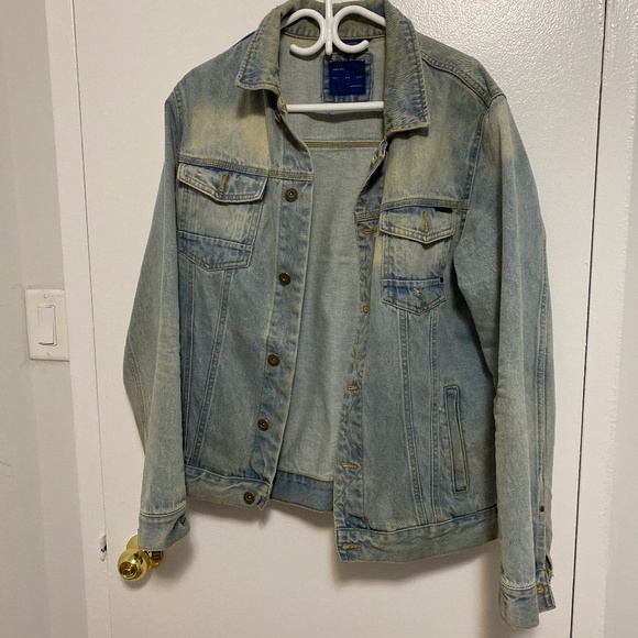 Zara man jean jacket - Picture 1 of 3